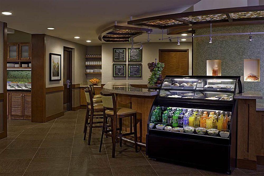 Hyatt Place Mystic Restoran fotoğraf