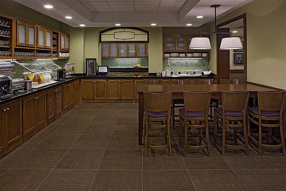 Hyatt Place Mystic Restoran fotoğraf